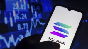 Solana (SOL) Surpasses Ethereum (ETH) in Monthly Active Addresses: Details