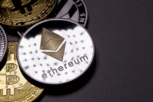 Crypto Optimism Reignites: 12 Ethereum ETF Filings Await SEC’s Green Light